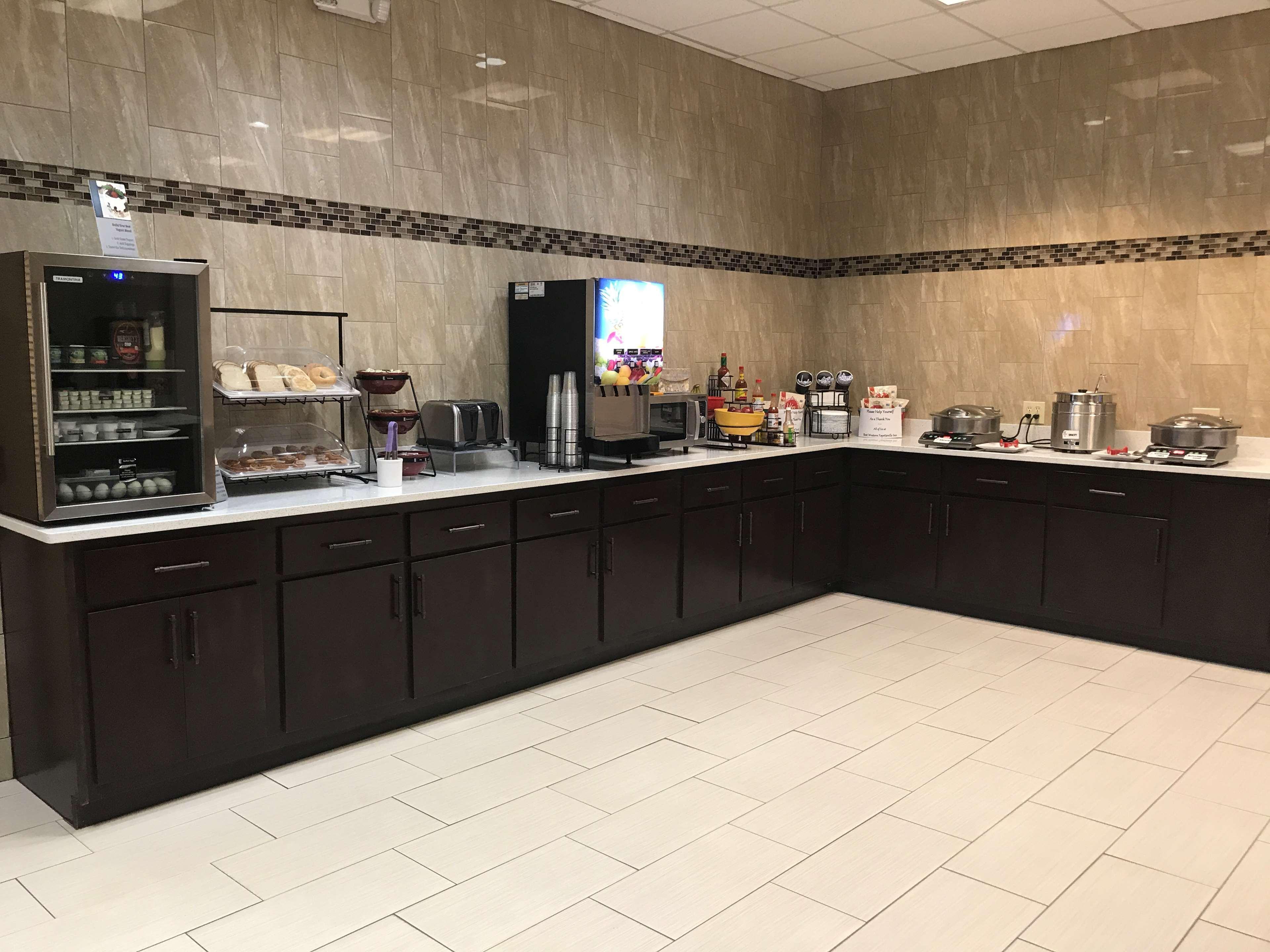 Best Western - Fayetteville Экстерьер фото