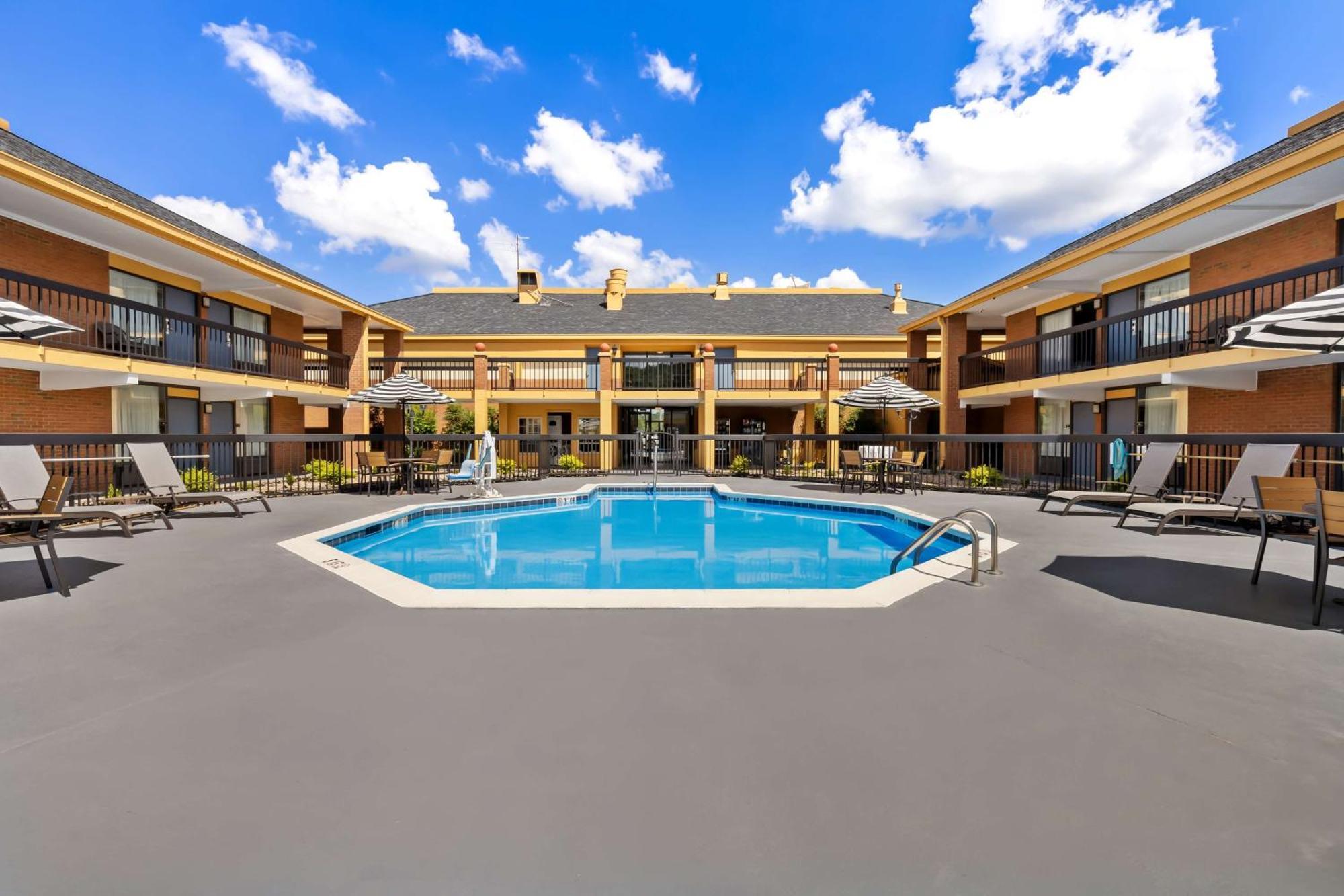 Best Western - Fayetteville Экстерьер фото